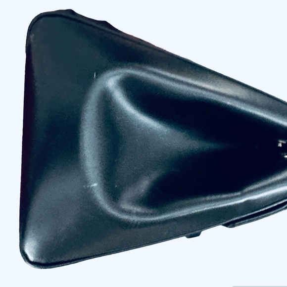 Louis Vuitton Cluny Top Handle purse - Picture 5 of 15